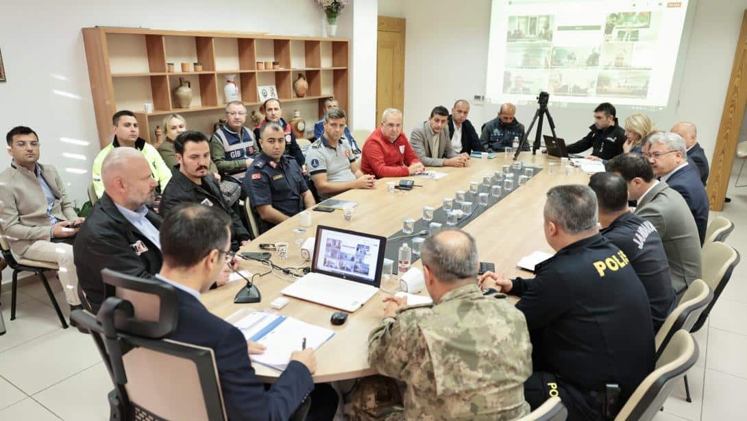 İzmir Yerel Düzey Masabaşı ve Saha Tatbikatı, İlçemiz Menemen'de başarıyla gerçekleştirildi.